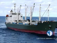 Navio frigorífico à venda