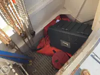 Balsa de desembarque, tanque à venda