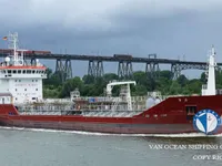 Navio-tanque de óleo/produtos químicos à venda