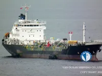 Navio-tanque de óleo/produtos químicos à venda