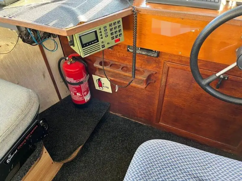 Barcos de trabalho à venda