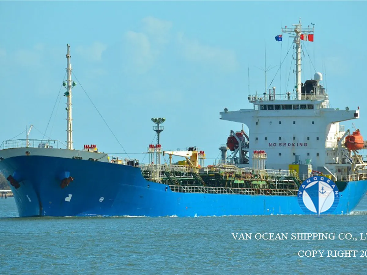 Navio-tanque de óleo/produtos químicos à venda