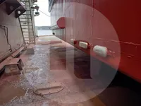 Navio guindaste à venda