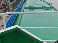 Navio graneleiro à venda