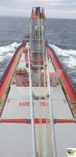 Navio graneleiro à venda