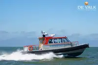 Barco de tripulação à venda