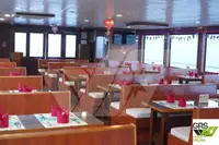 Navio restaurante à venda