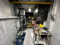 Barco de tripulação à venda