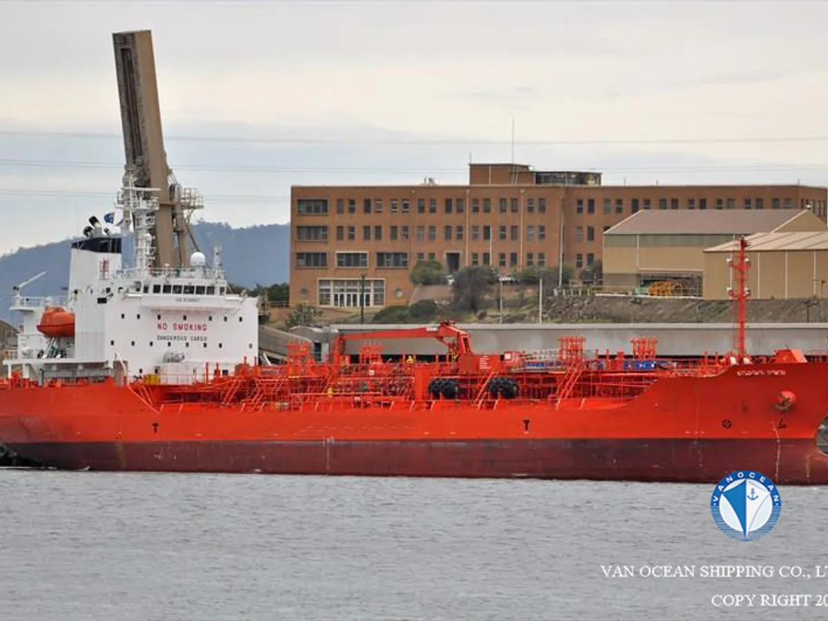 Navio-tanque de óleo/produtos químicos à venda