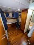 Navio porta-contêineres à venda