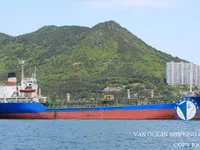 Navio-tanque de óleo/produtos químicos à venda