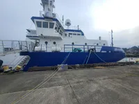 Rebocador à venda