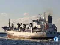Navio frigorífico à venda