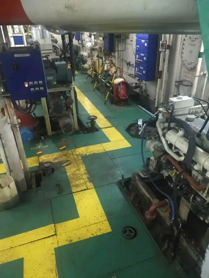 Navio de Suprimento Rápido (FSV) à venda