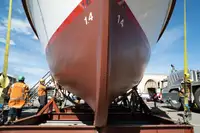 Navio de pesca de arrasto à venda