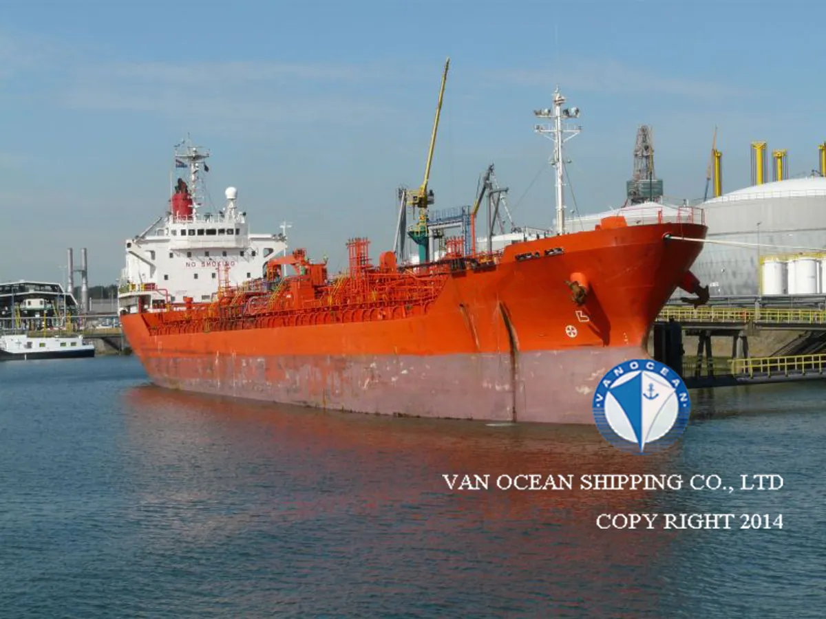 Navio-tanque de óleo/produtos químicos à venda