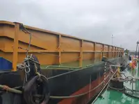 Barcaça à venda