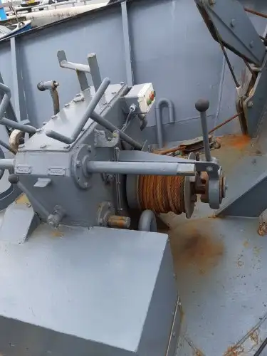 Navio de pesca de arrasto à venda