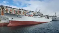 Navio de pesca de arrasto à venda