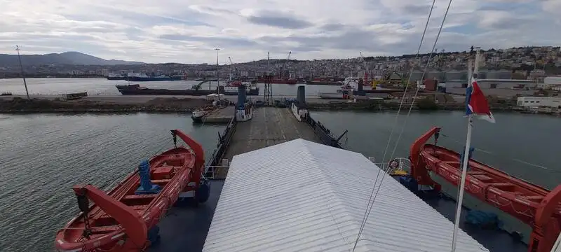 Navio graneleiro à venda