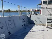 Balsa de desembarque, tanque à venda