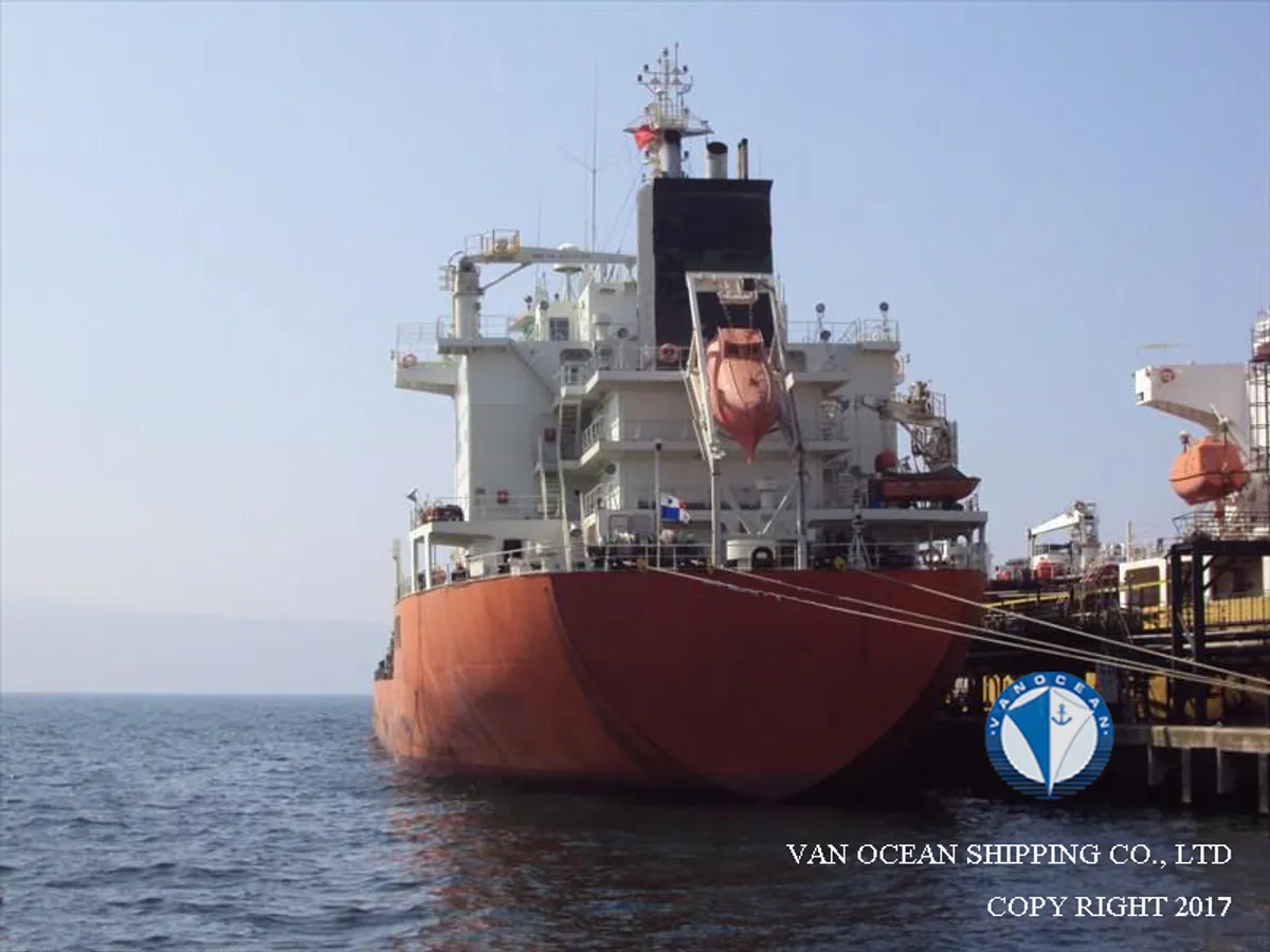 Navio-tanque de óleo/produtos químicos à venda