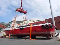 Navio porta-contêineres à venda