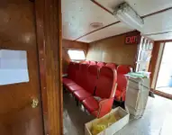 Barco de tripulação à venda