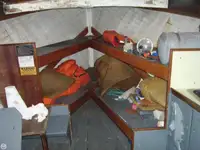 Barcaça à venda