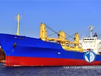 Navio frigorífico à venda