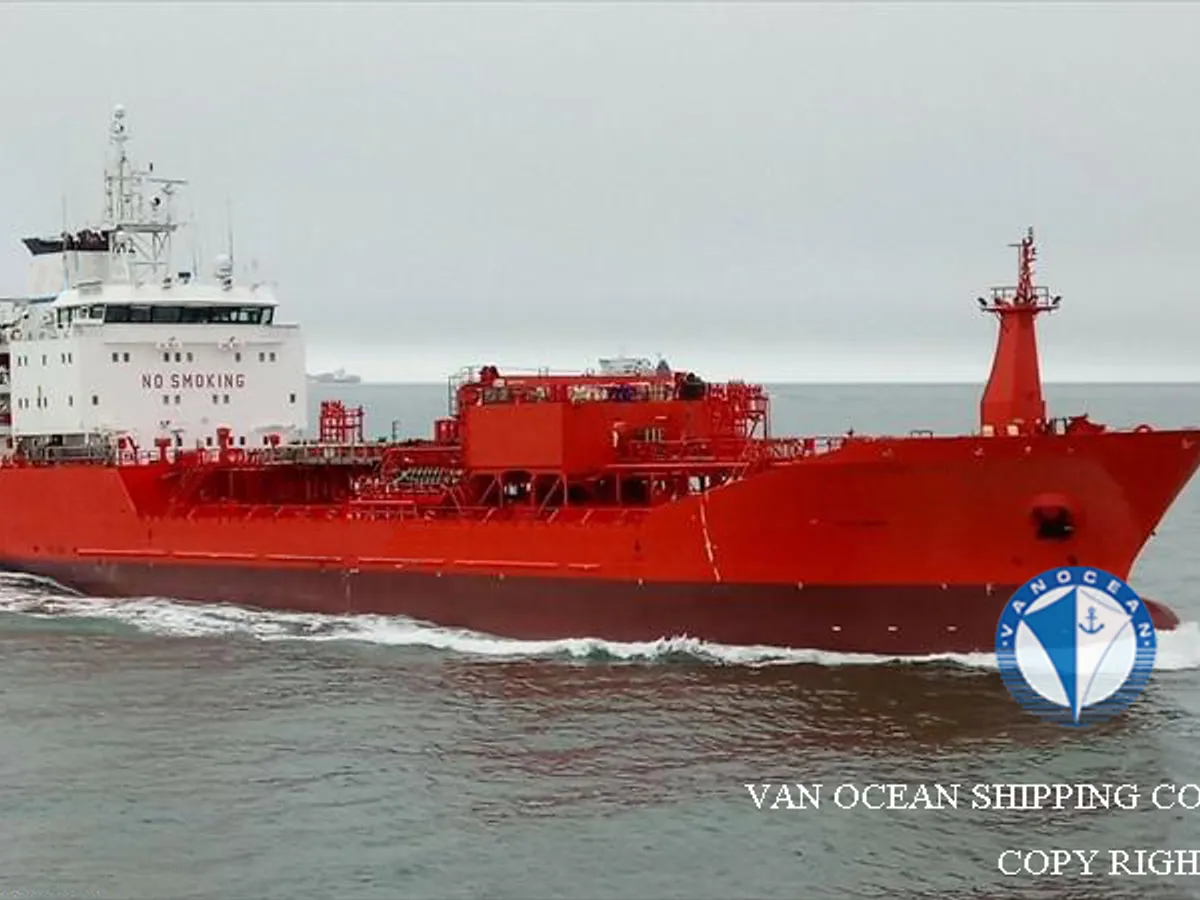 Navio-tanque de óleo/produtos químicos à venda