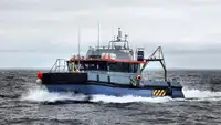 Navio porta-contêineres à venda