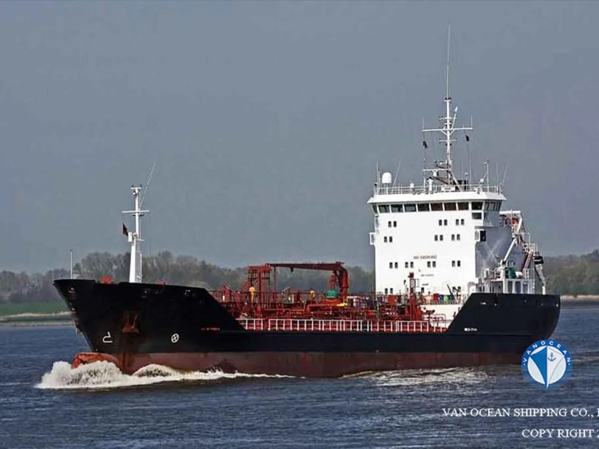 Navio-tanque de óleo/produtos químicos à venda