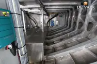 Barco de tripulação à venda