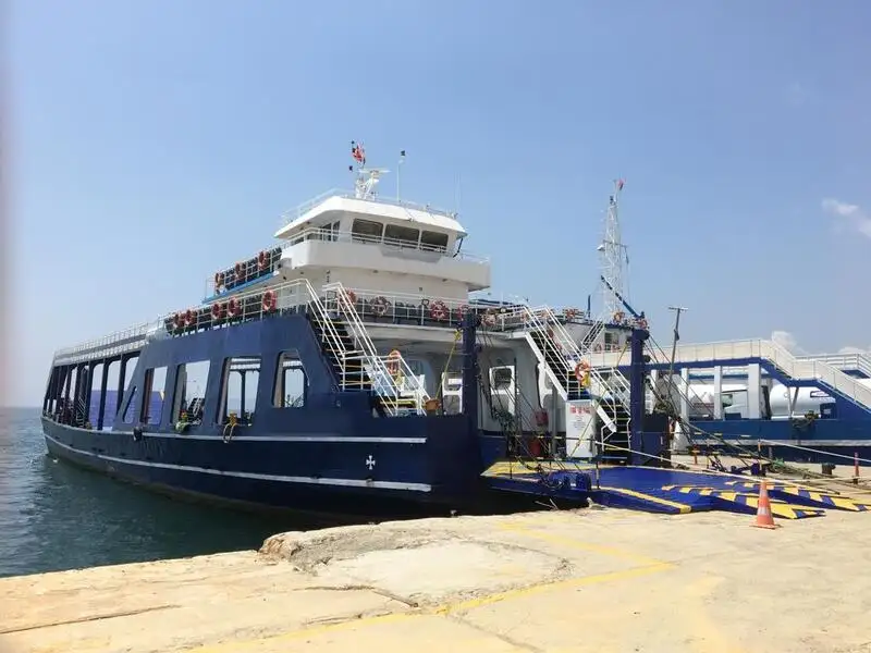 Navio Ro-Ro à venda