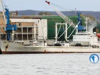 Navio frigorífico à venda