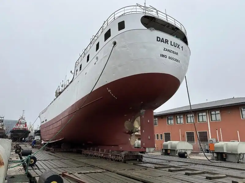 Navio de pesca de arrasto à venda