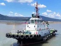 Rebocador à venda