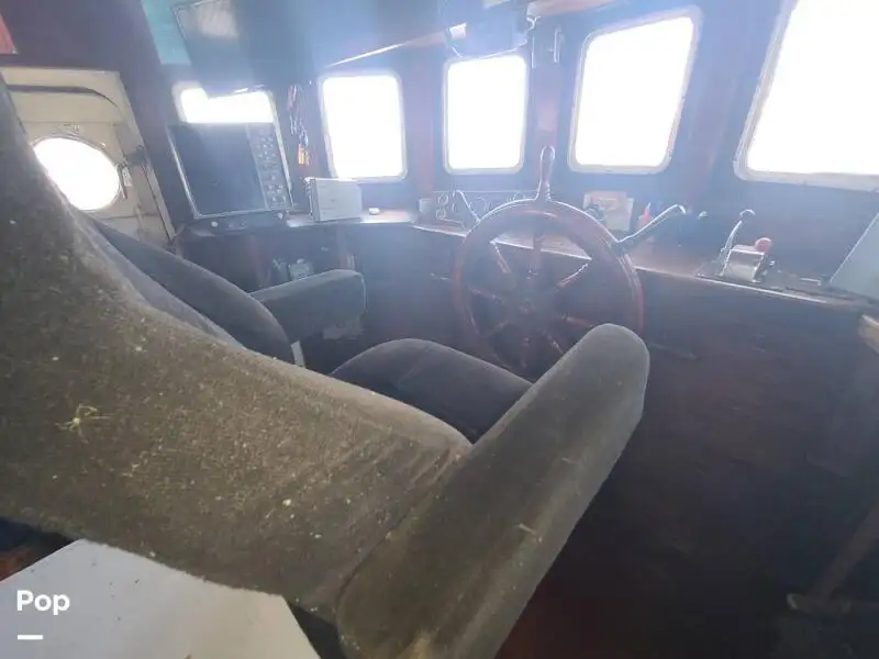 Navio de pesca de arrasto à venda