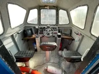 Navio transportador de GNL à venda