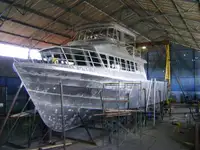 Navio balsa à venda