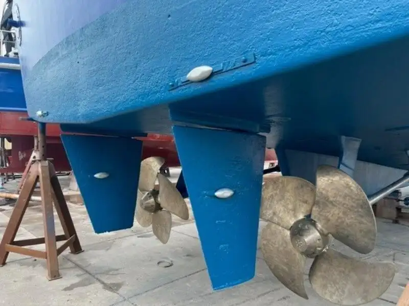 Navio de patrulha à venda