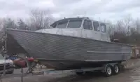 Barcos de trabalho à venda