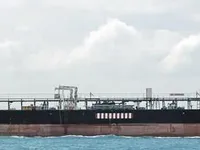 Navio-tanque de óleo/produtos químicos à venda