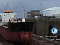 Navio-tanque de óleo/produtos químicos à venda