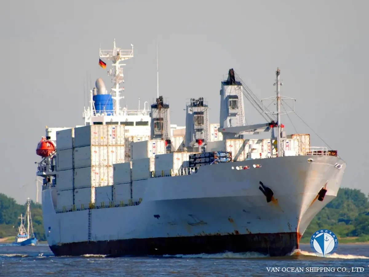 Navio frigorífico à venda
