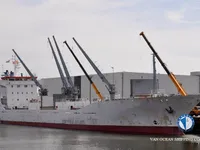 Navio frigorífico à venda