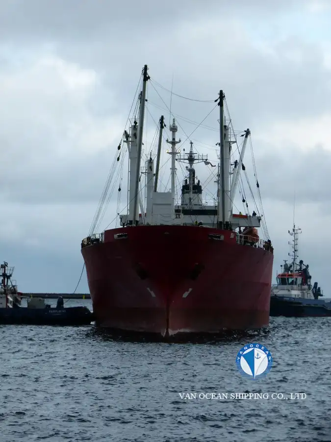 Navio frigorífico à venda