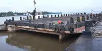 Barcaça à venda