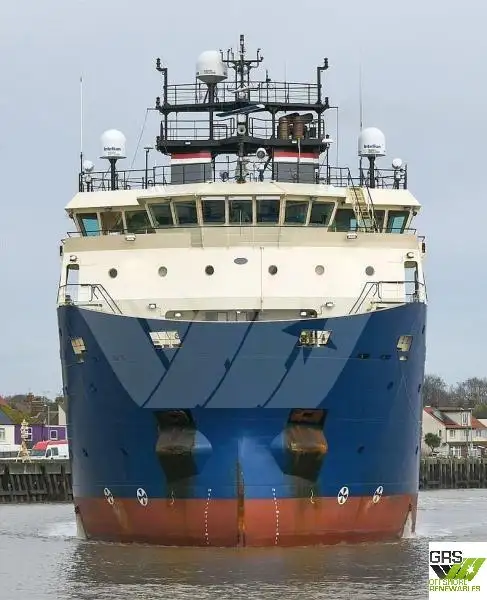 Navio de abastecimento à venda
